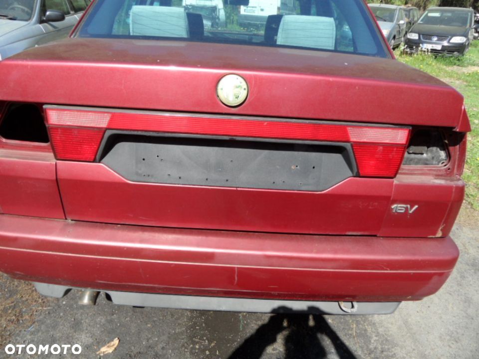 BLENDA KLAPY BAGAZNIKA ALFA 155 - 1