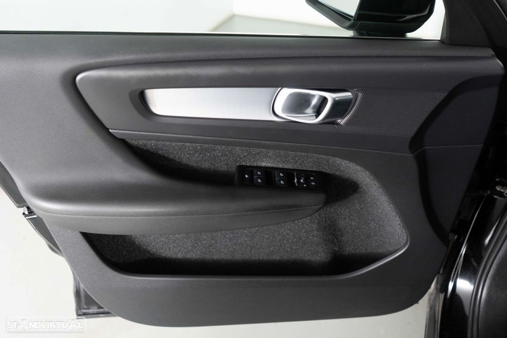 Volvo XC 40 1.5 T5 PHEV Momentum Plus - 20