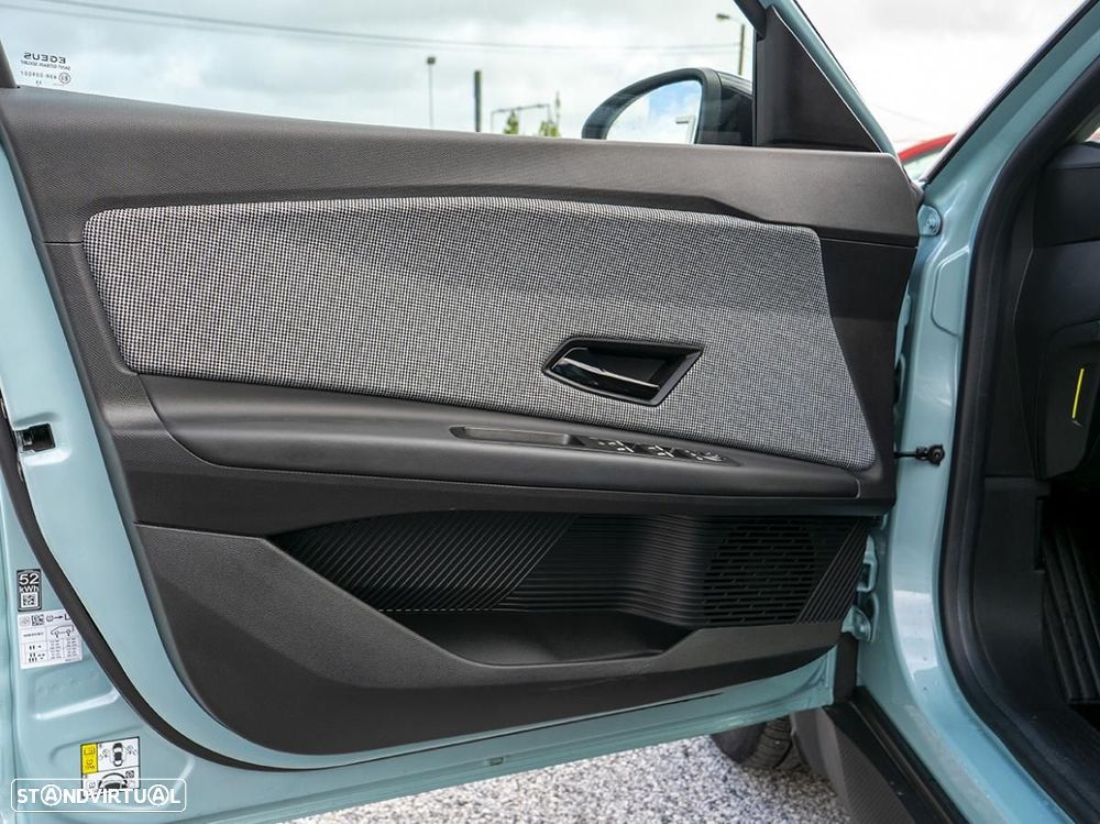 Renault 4 E-Tech 52 kWh Iconic Autonomia Conforto - 27