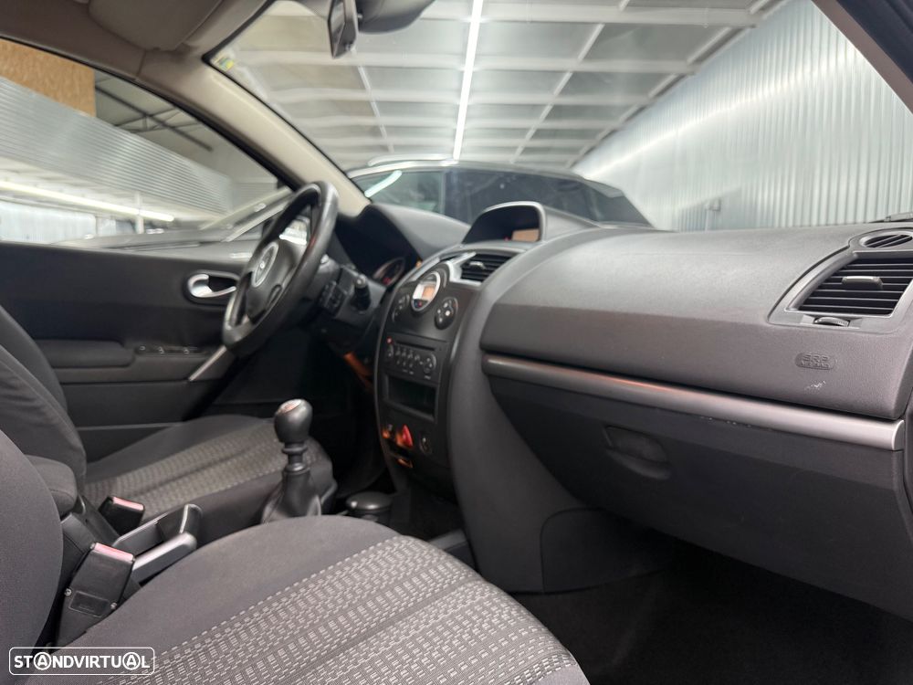 Renault Mégane Break 1.5 dCi Dynamique S - 13