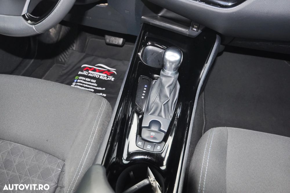 Toyota C-HR - 12