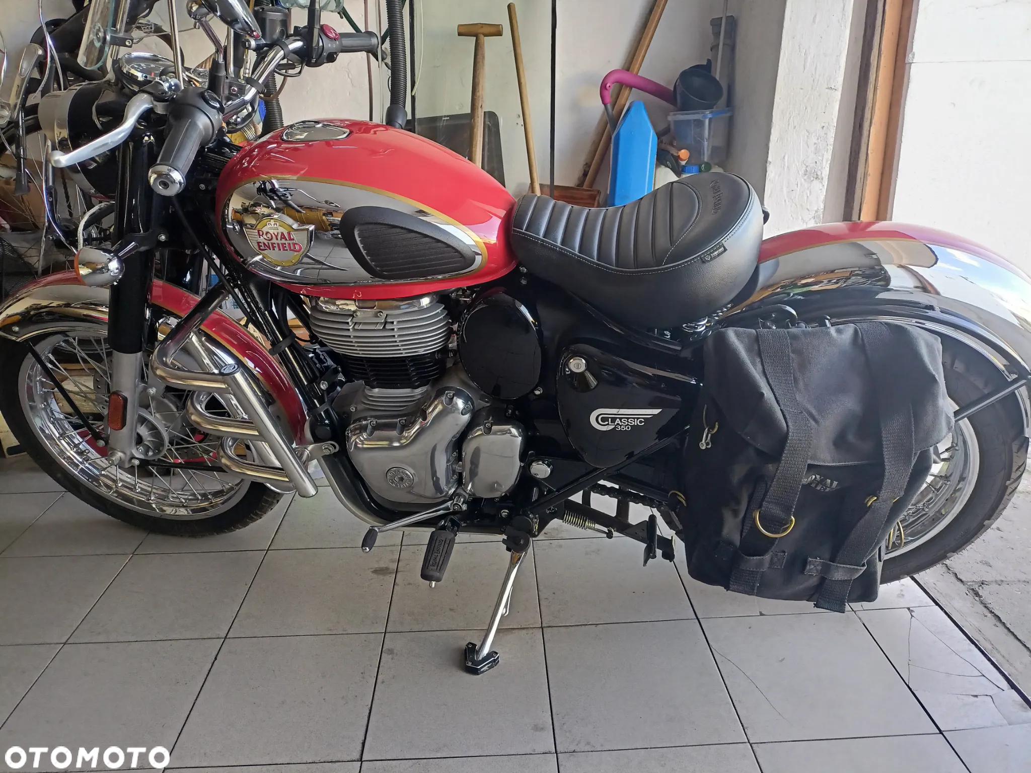 Royal Enfield Classic - 6