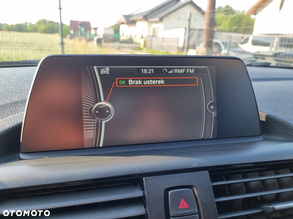 BMW Seria 1 116d DPF Edition Sport - 11