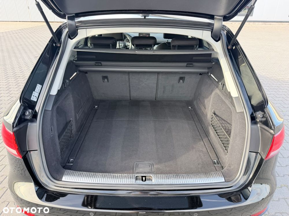 Audi A4 Avant 2.0 TDI S tronic quattro - 12