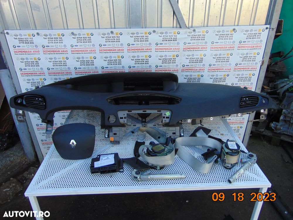 Plansa Bord Renault scenic  an 2009-2016 airbag sofer pasager centuri fata modul airbag-uri dezmembrez - 4