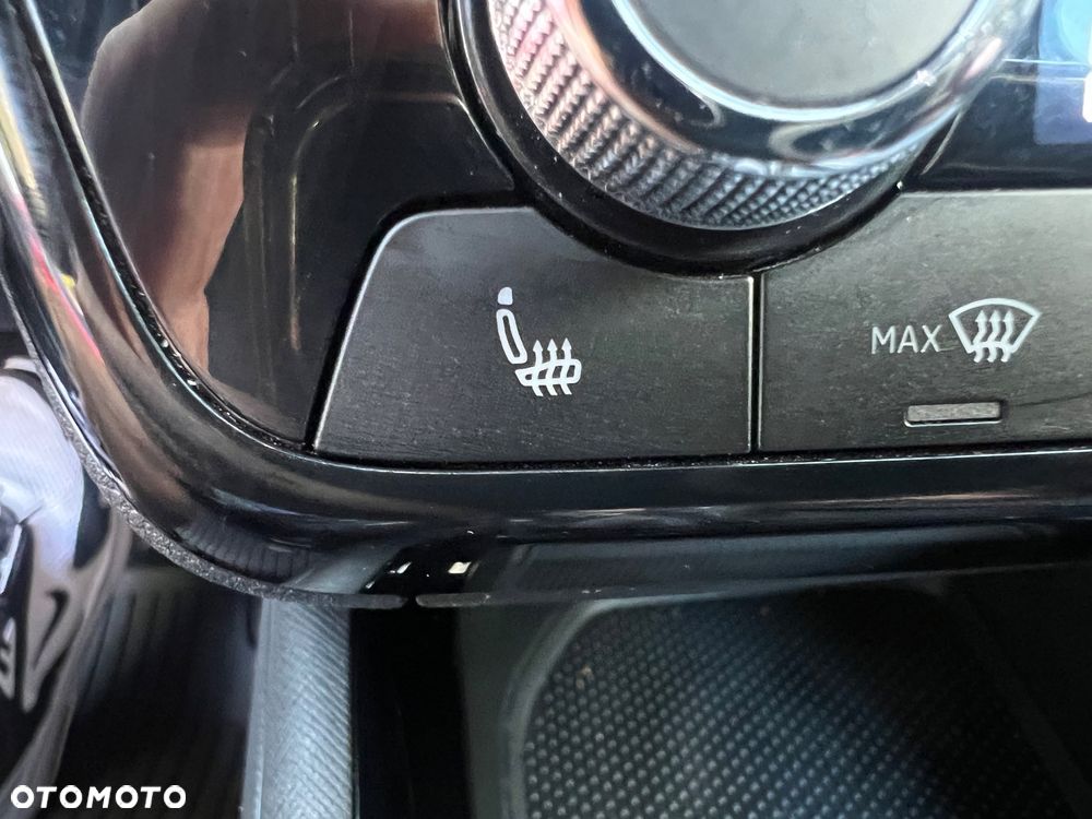 Skoda Kamiq 1.5 TSI Monte Carlo DSG - 29