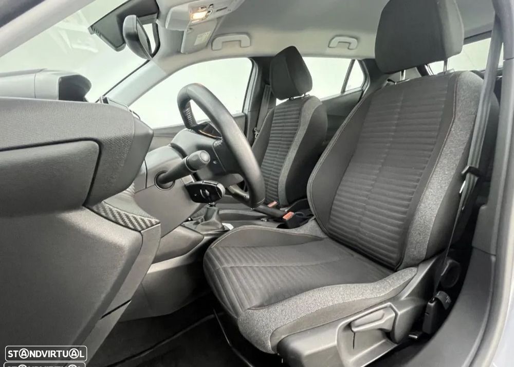 Peugeot 2008 1.2 PureTech Active - 8