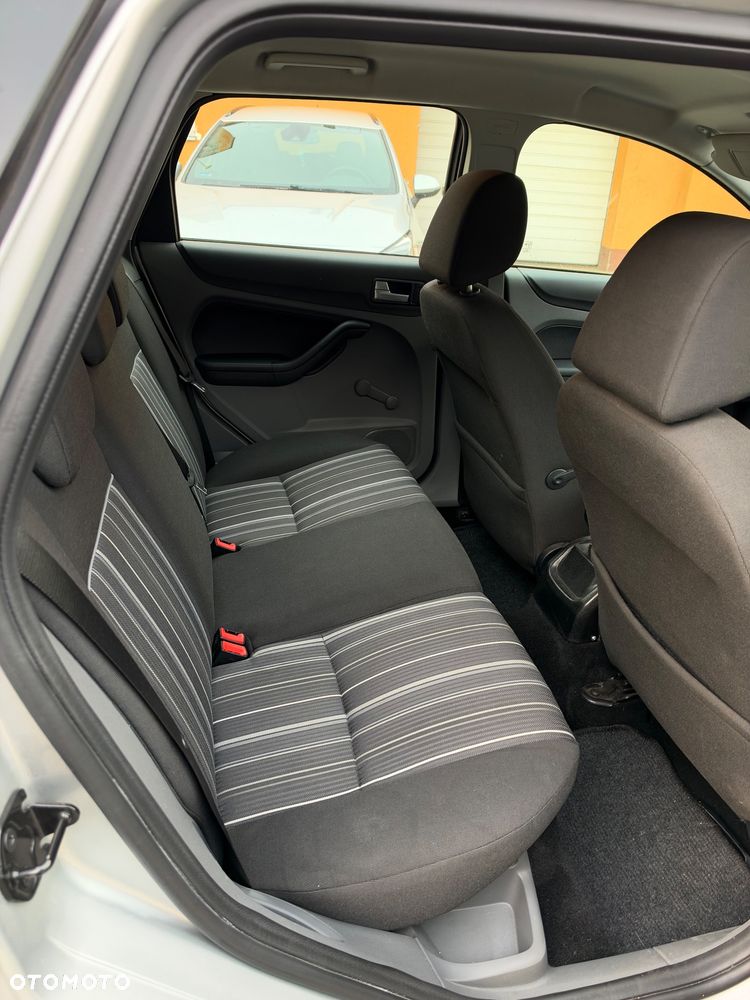 Ford Focus - 5