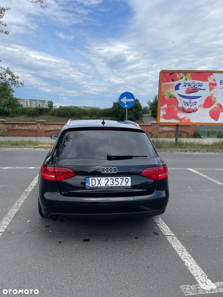 Audi A4 Avant - 4