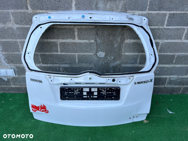 TOYOTA VERSO S VERSO-S 10-16 KLAPA BAGAŻNIKA