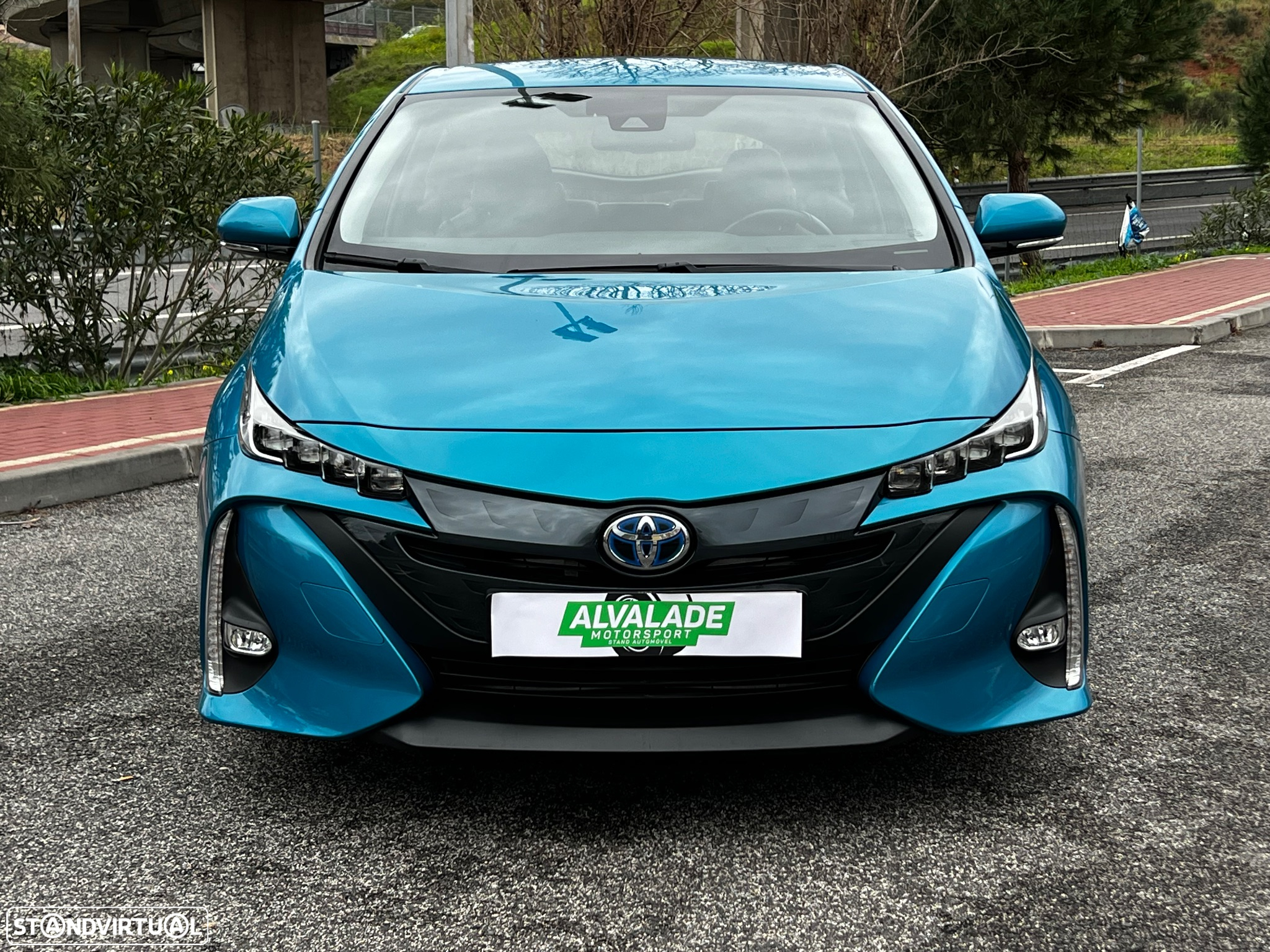 Toyota Prius 1.8 Plug-In Luxury Pele - 4