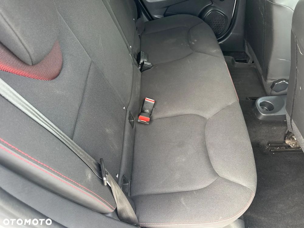 Renault Clio 1.5 dCi Business - 19