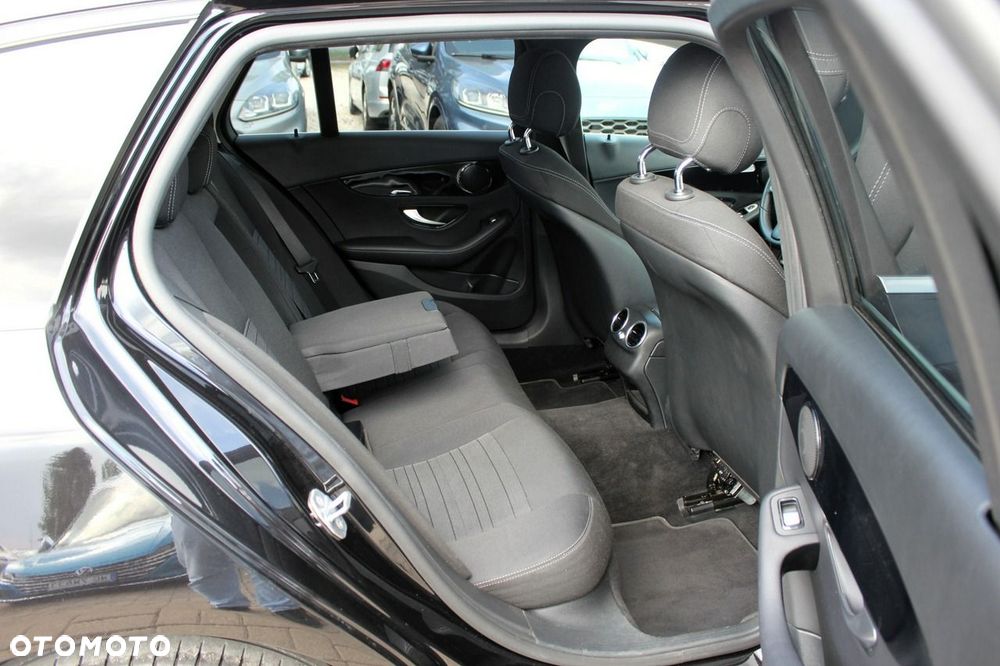 Mercedes-Benz Klasa C 200 d 9G-TRONIC Exclusive - 15