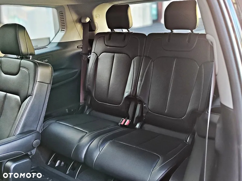 Jeep Grand Cherokee - 8
