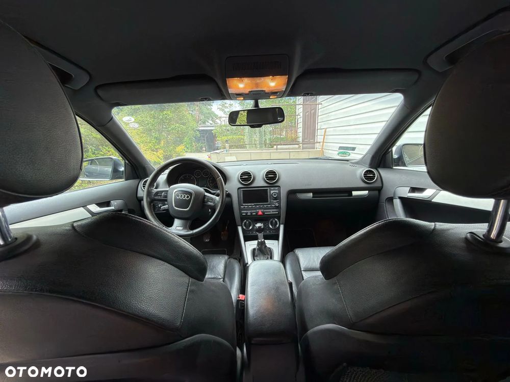 Audi A3 Sportback 2.0 TDI DPF Ambiente - 31