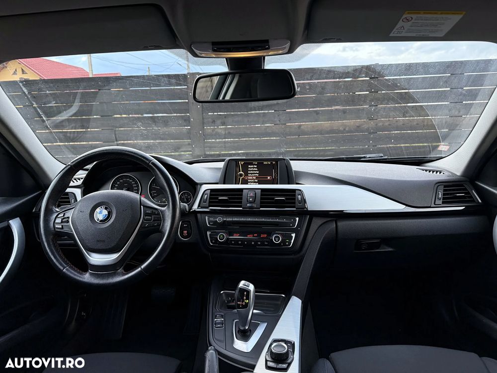 BMW Seria 3 320d Aut. Sport Line - 7