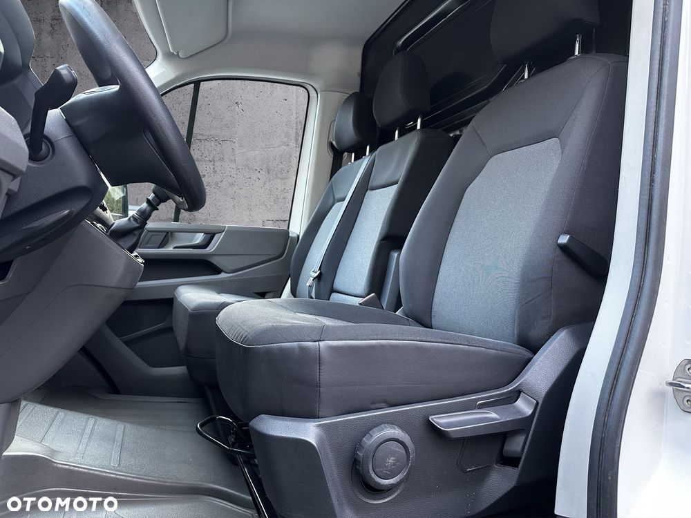 Volkswagen Crafter - 11