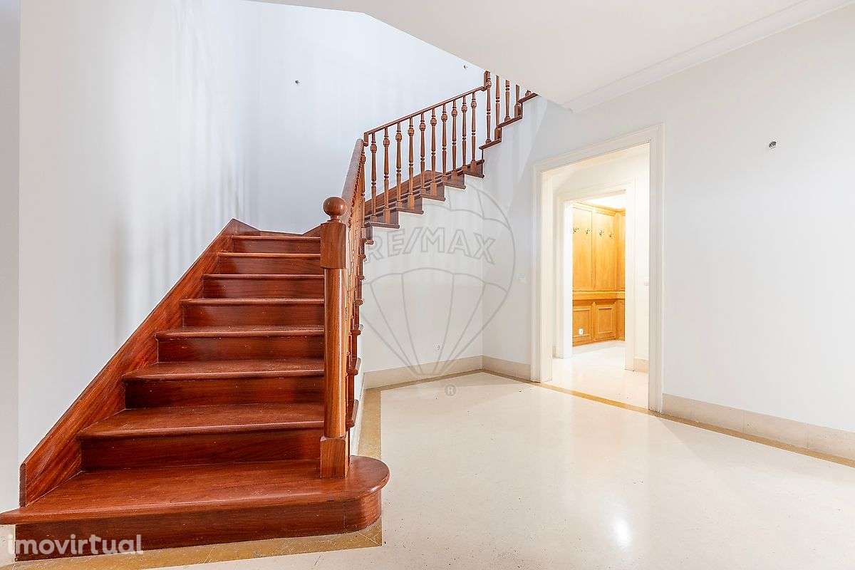 Moradia T5 para arrendamento - Grande imagem: 2/50