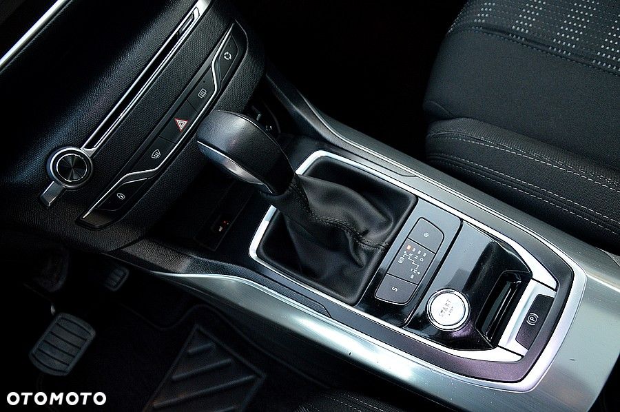 Peugeot 308 BlueHDi 150 EAT6 Stop & Start Business-Line - 33