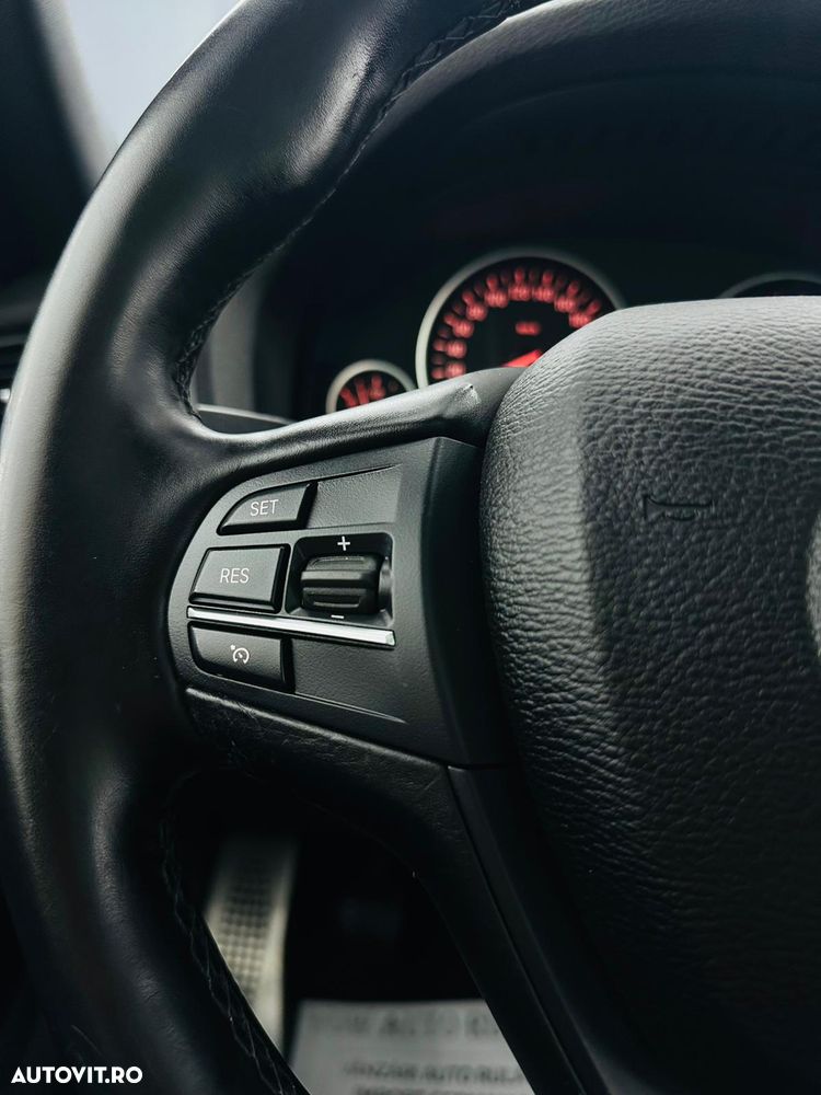 BMW X3 xDrive20i - 31