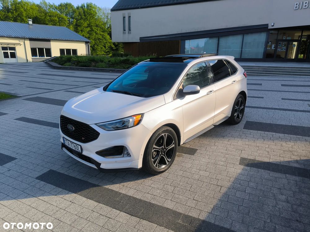 Ford Edge - 1