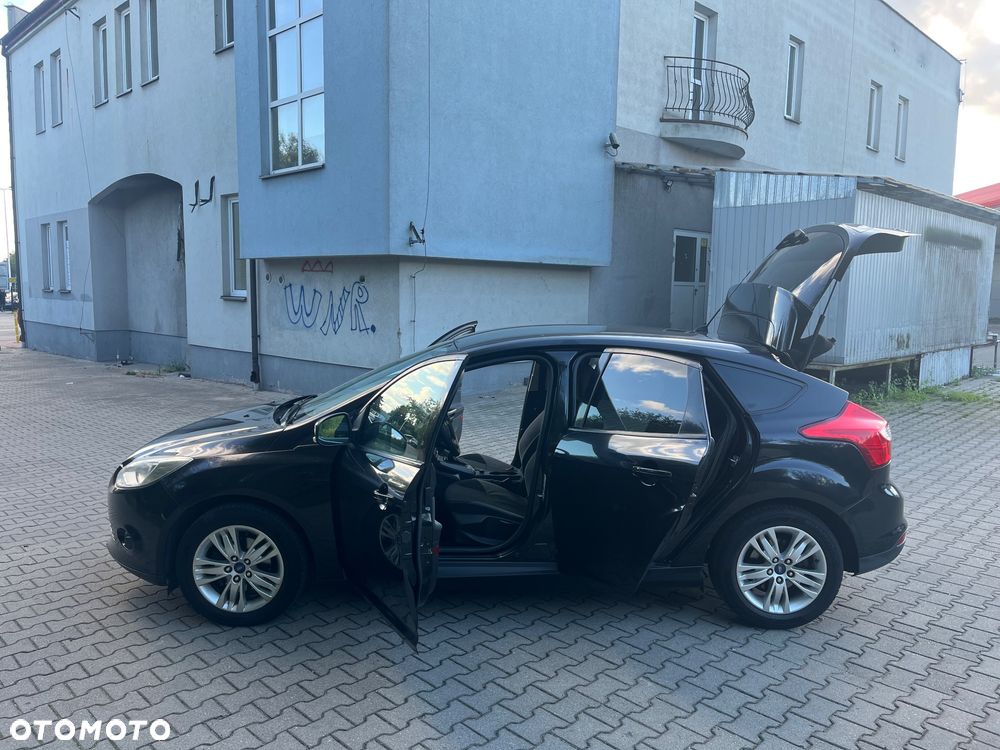 Ford Focus 1.6 Edition - 18