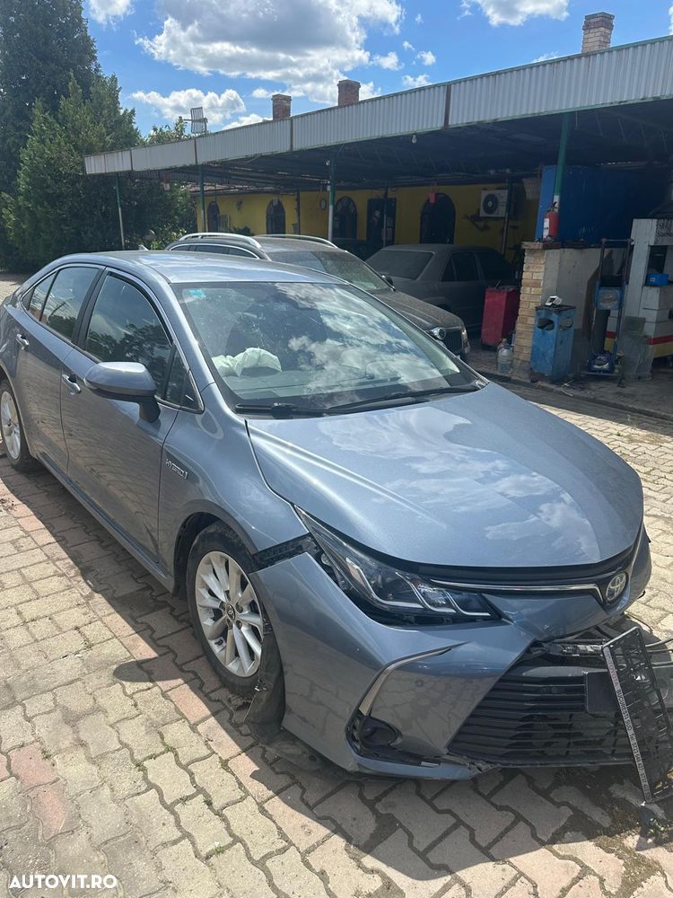 Toyota Corolla - 6