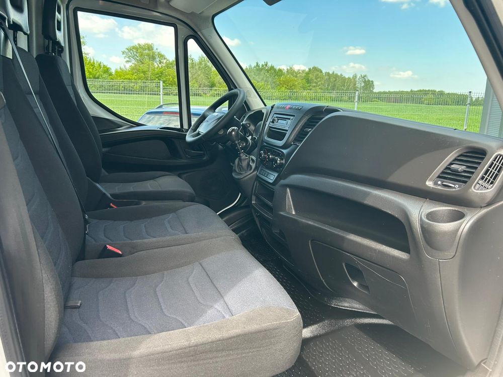 Iveco Daily 35C14 Kontener 8 palet + winda 1000kg + drzwi boczne + hak 3500kg **KLIMA**Serwis**Sprowadzony**2018R** - 12