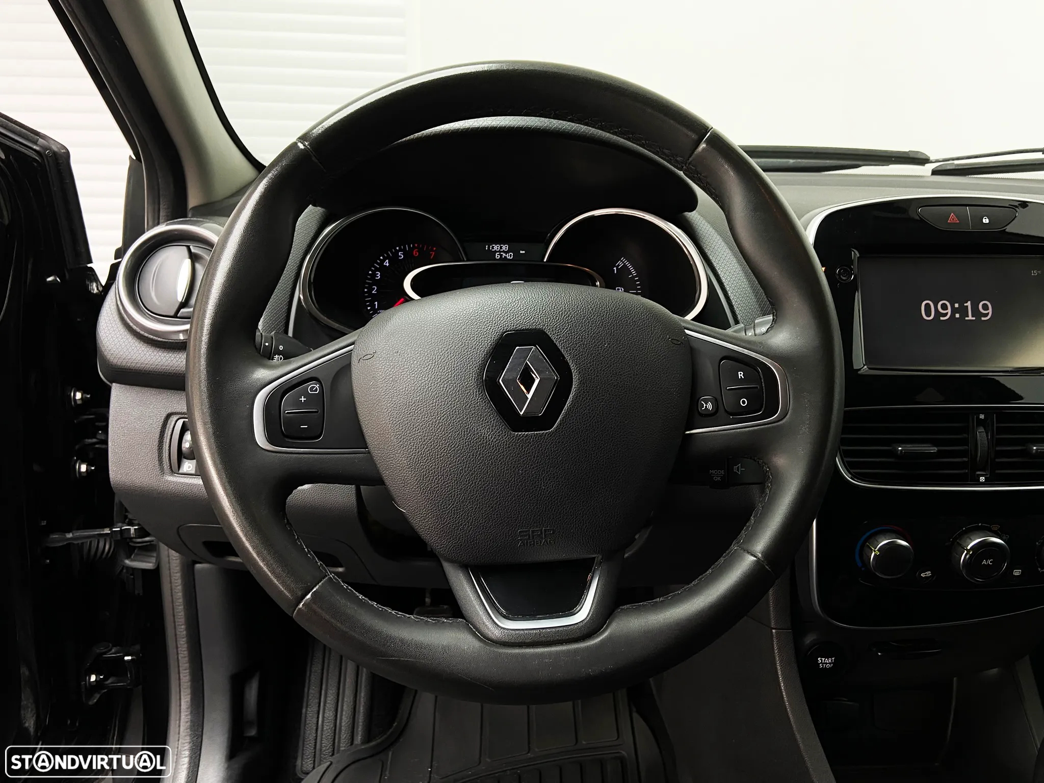 Renault Clio Sport Tourer 0.9 TCe Limited - 15