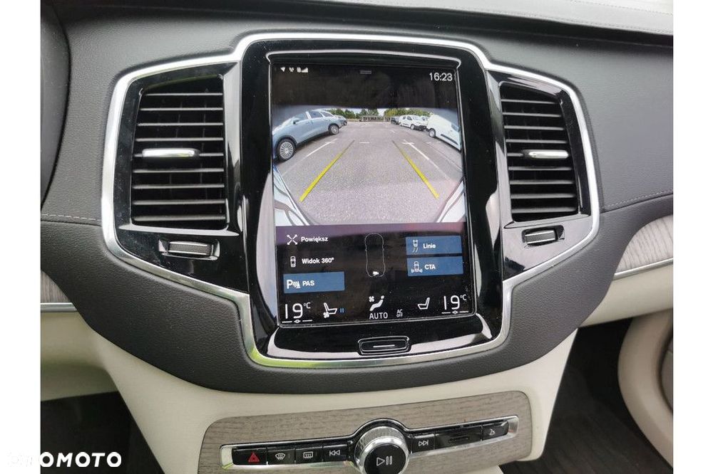 Volvo XC 90 - 11