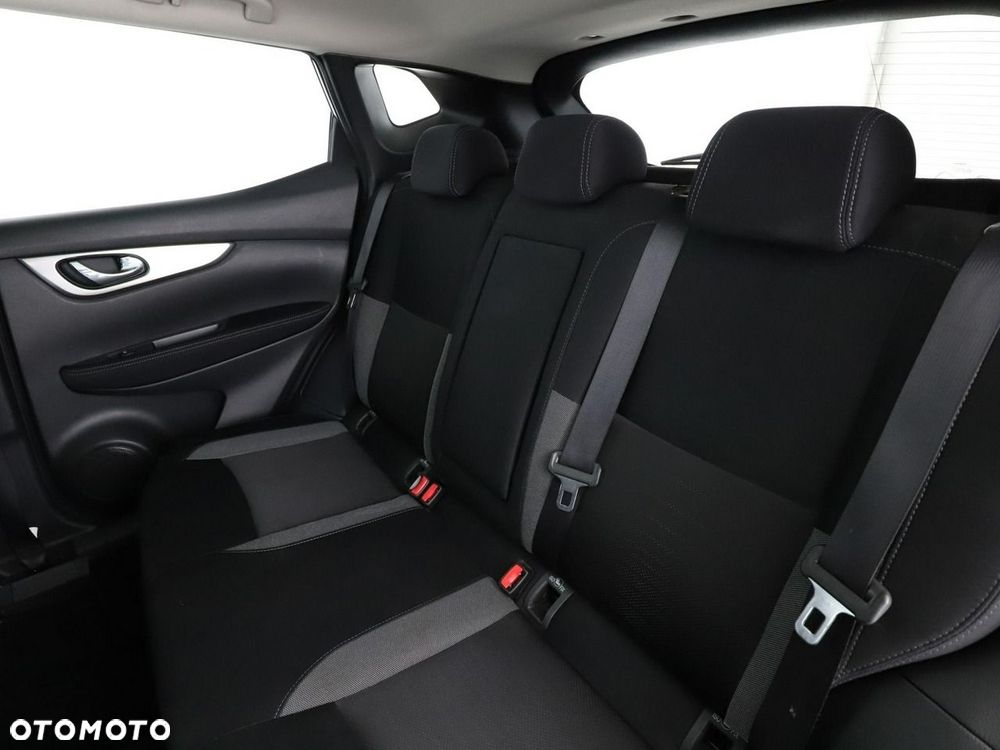 Nissan Qashqai 1.6 DIG-T N-Connecta - 18