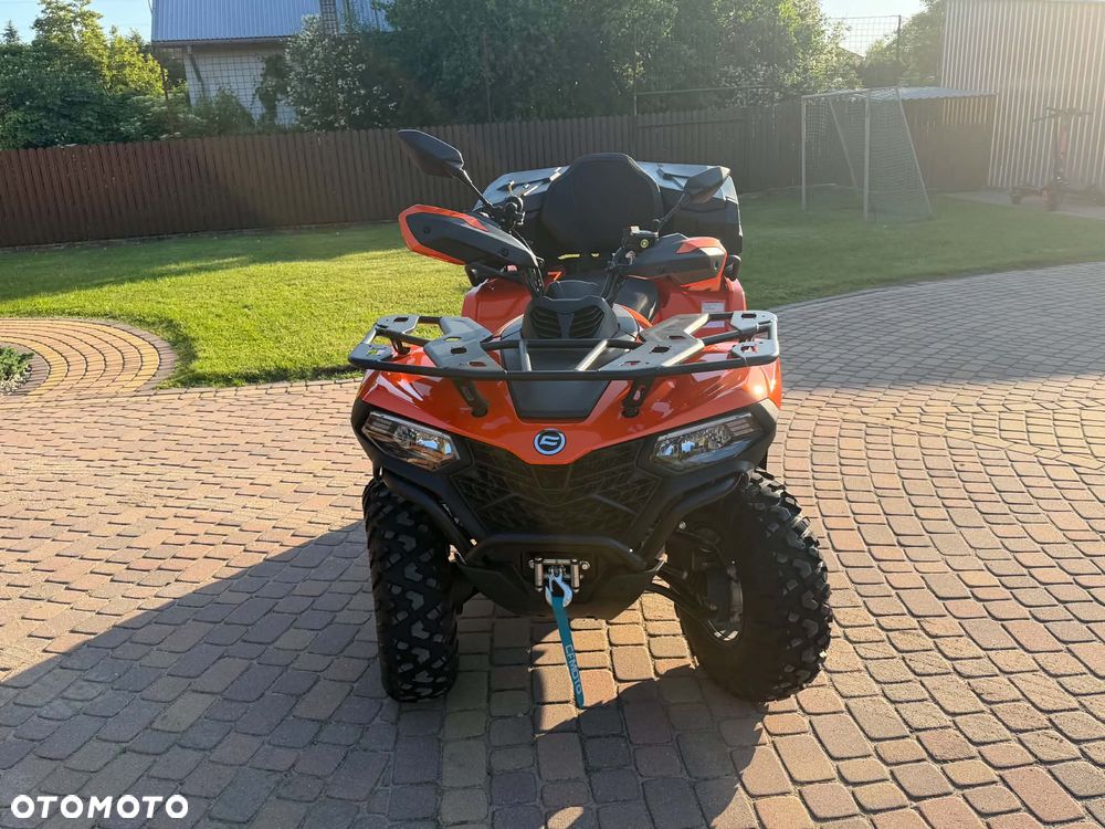 CFMoto CForce - 8