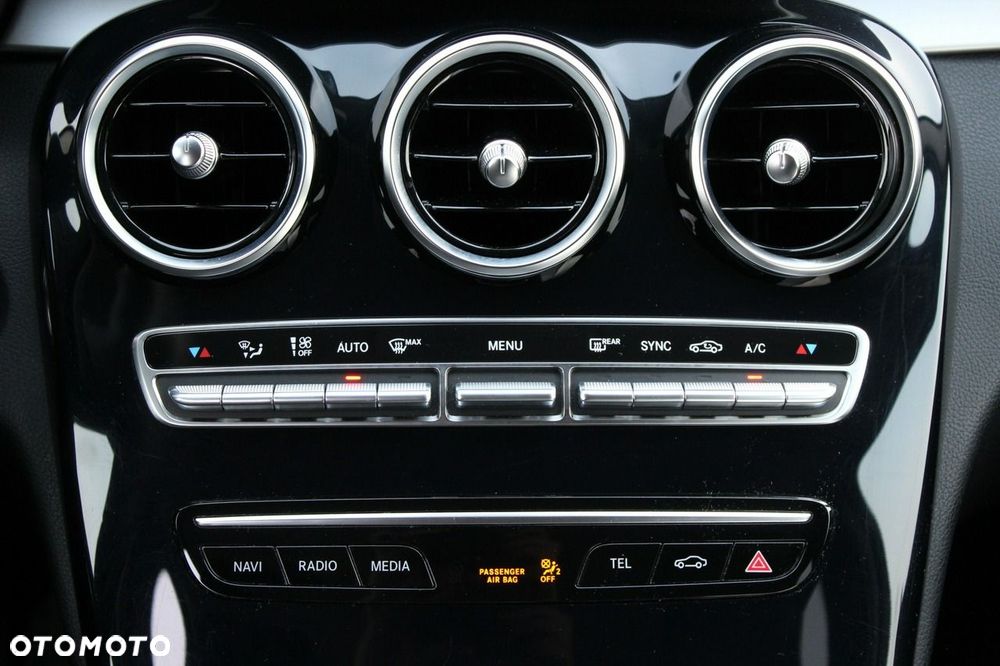 Mercedes-Benz Klasa C 200 d 9G-TRONIC Exclusive - 20