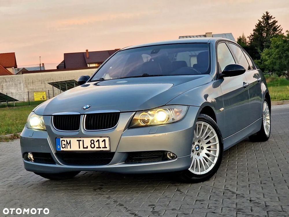 BMW Seria 3 320i - 6