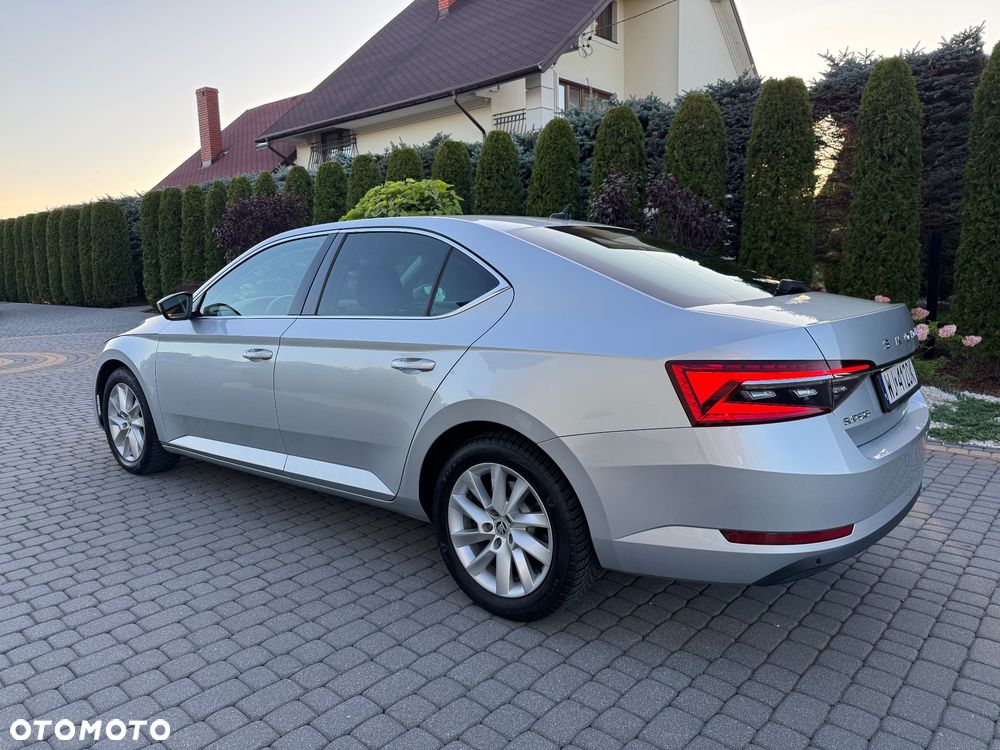 Skoda Superb 2.0 TDI SCR 4x4 Style DSG - 13
