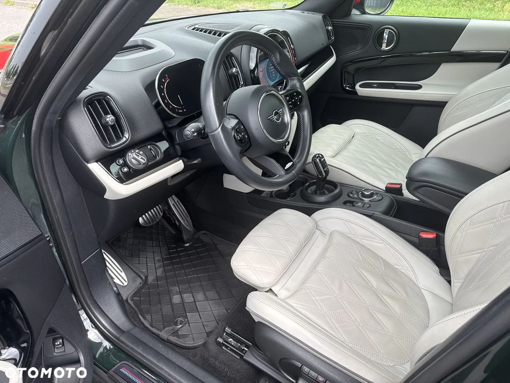 MINI John Cooper Works - 12
