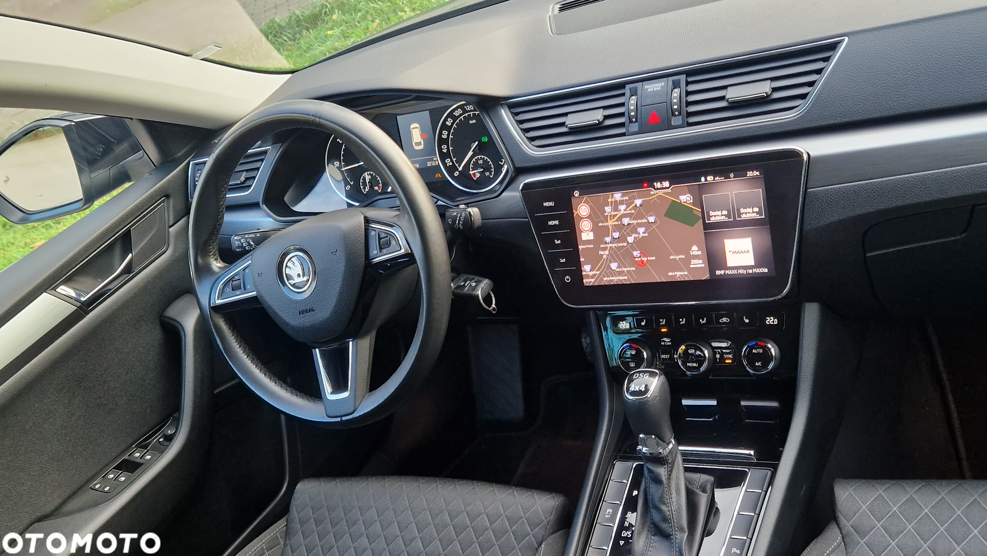 Skoda Superb 2.0 TDI 4x4 DSG Premium Edition - 26