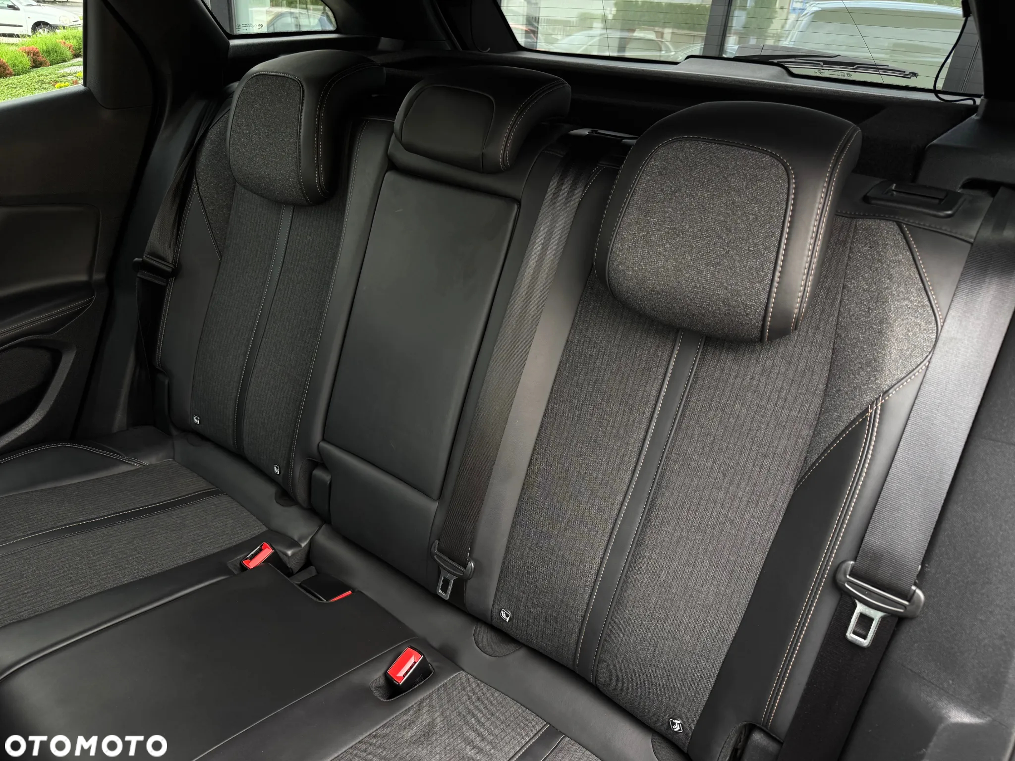 Peugeot 3008 1.2 PureTech GT S&S - 31