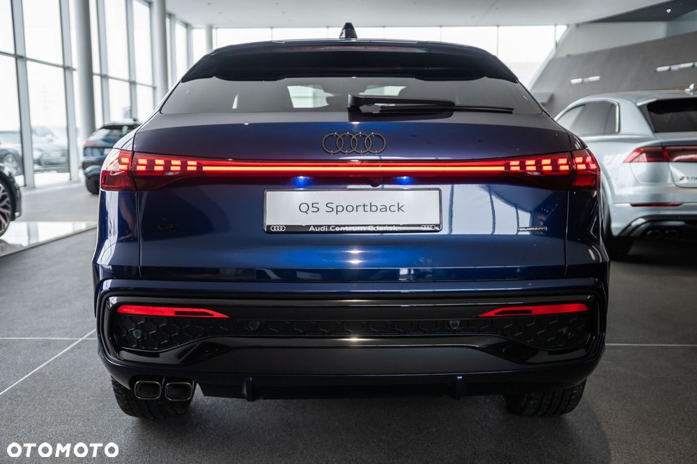Audi Q5 Sportback - 5