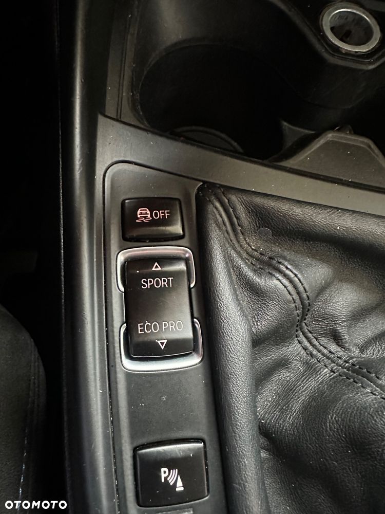 BMW Seria 1 120d xDrive Sport Line - 14