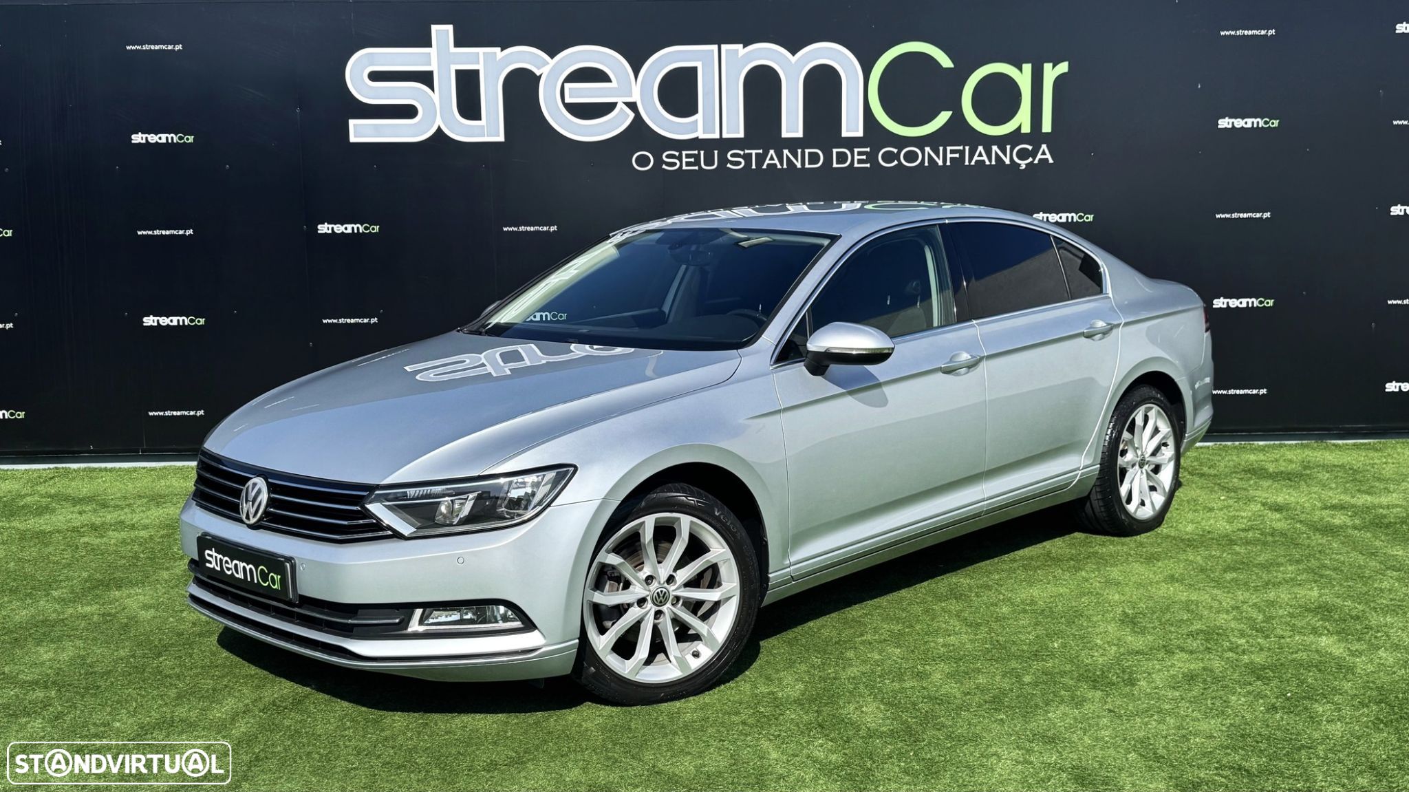 VW Passat 1.6 TDI Highline DSG - 1