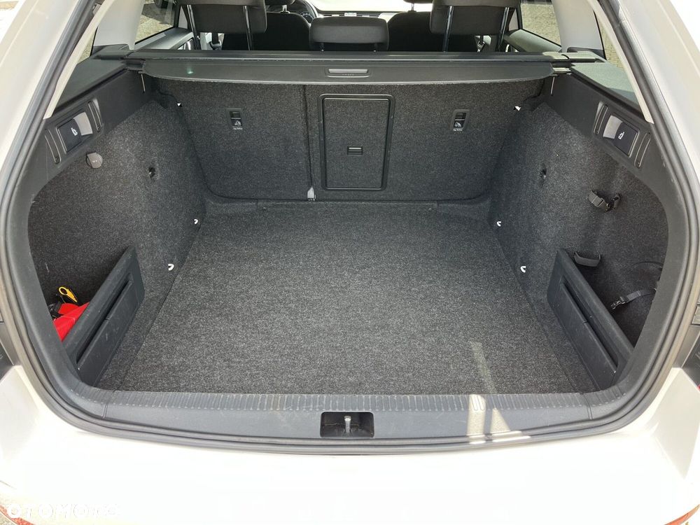 Skoda Octavia 1.6 TDI SCR Active - 18