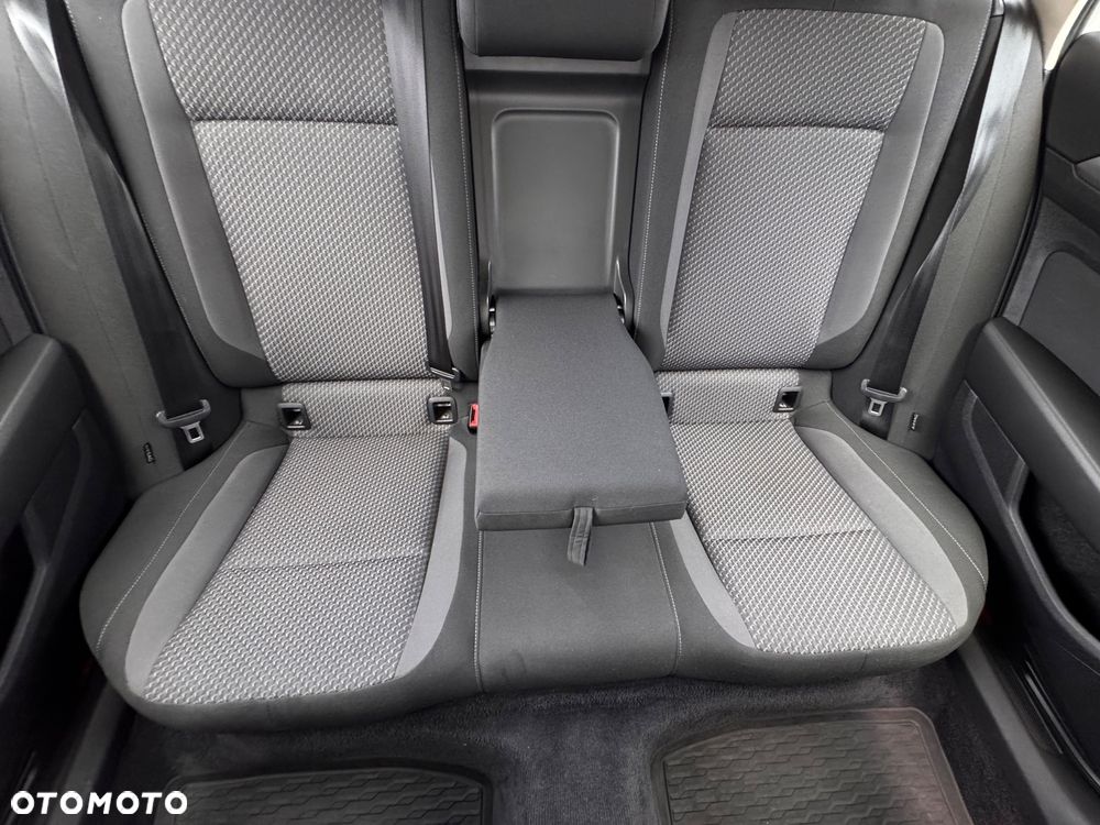 Volkswagen Passat Variant 2.0 TDI BMT SCR Trendline DSG7 - 29