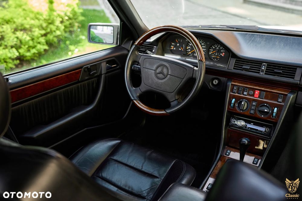 Mercedes-Benz Klasa E - 6