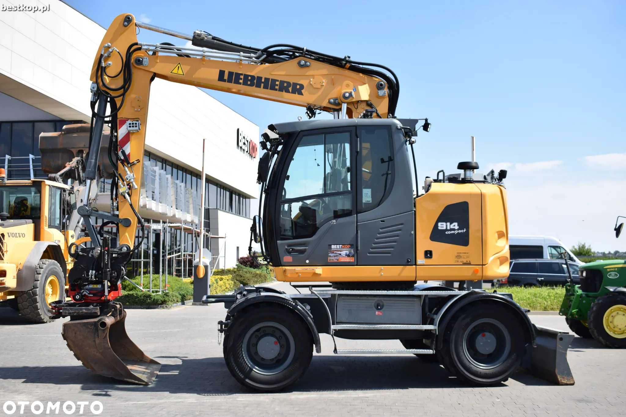 Liebherr A914 Compact Litronic - 11