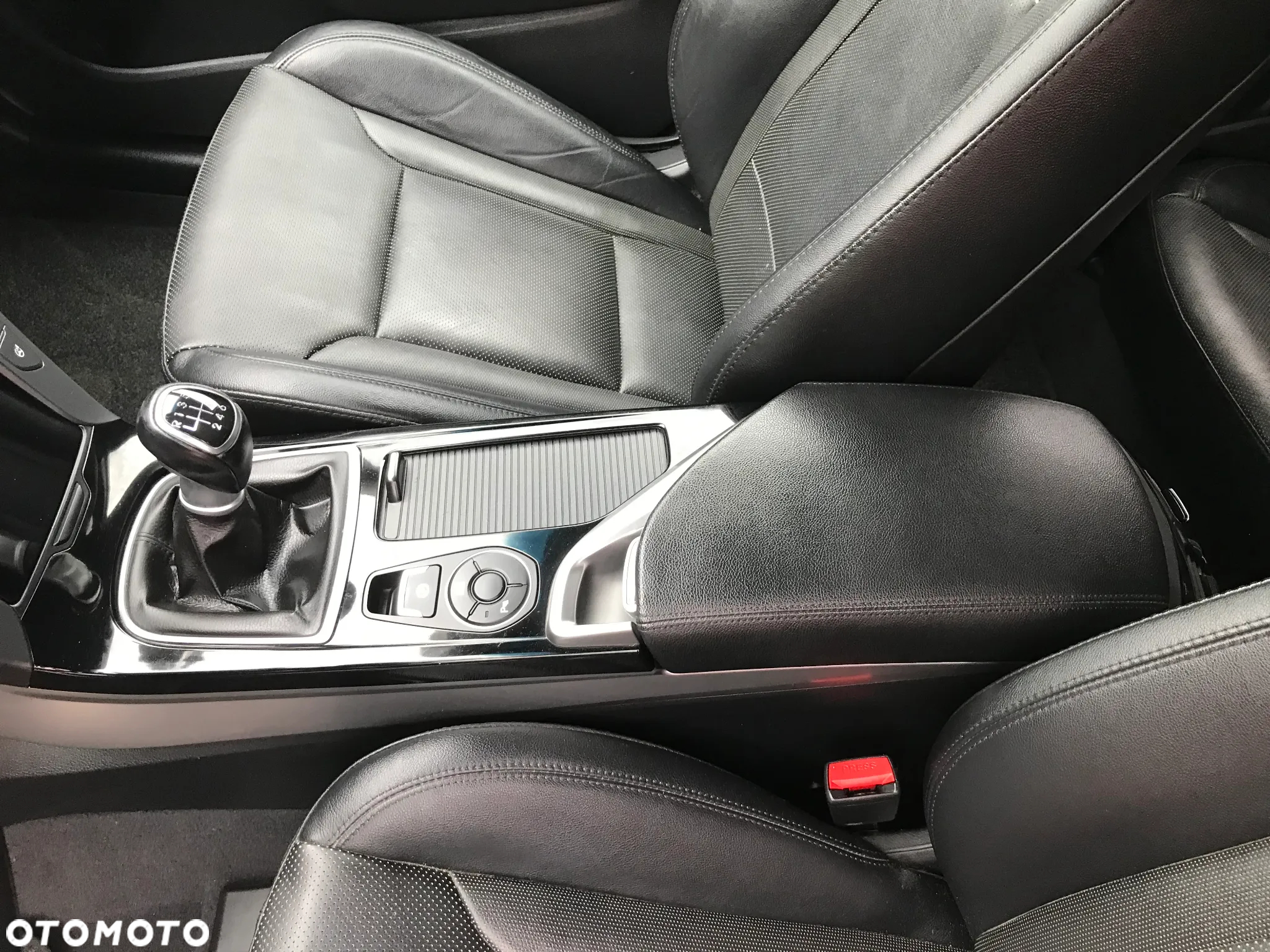 Hyundai i40 i40cw 1.7 CRDi Premium - 36