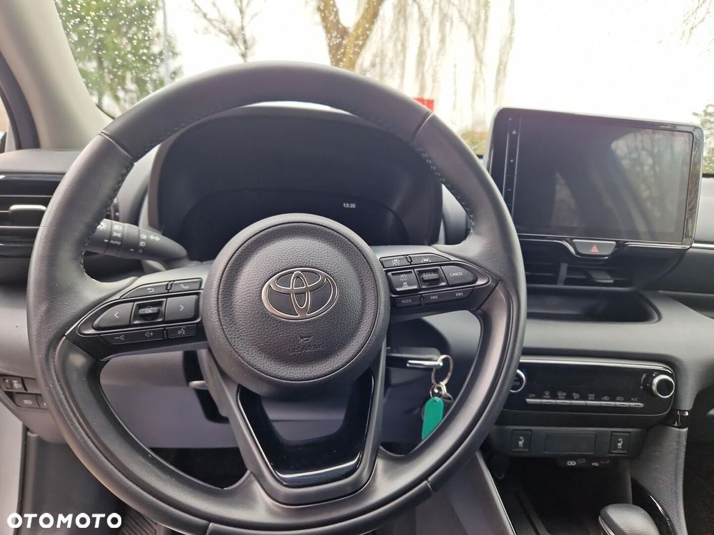 Toyota Yaris Hybrid 1.5 Style - 22