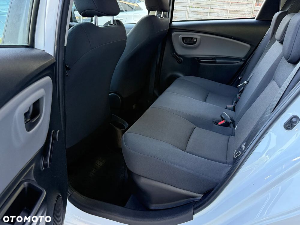 Toyota Yaris - 14