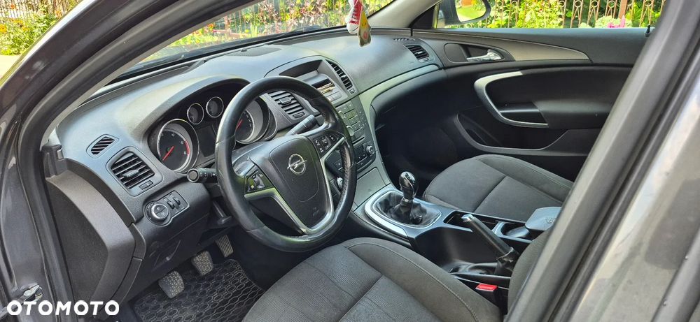 Opel Insignia 2.0 CDTI - 6