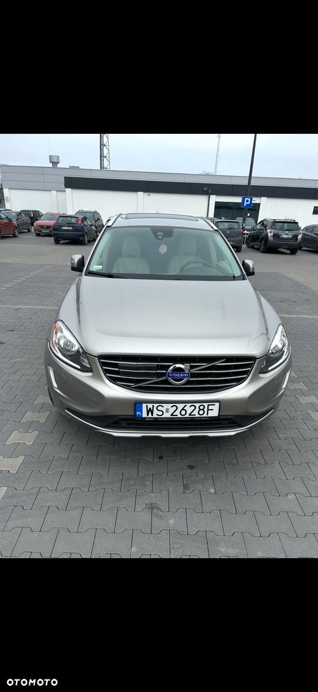 Volvo XC 60 T6 AWD Momentum - 36